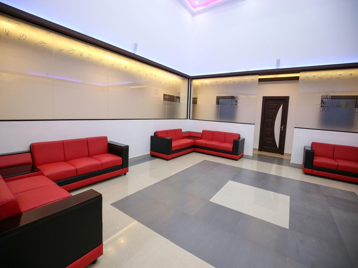 Alappuzha Oyo 10152 Rail View Residency酒店 外观 照片